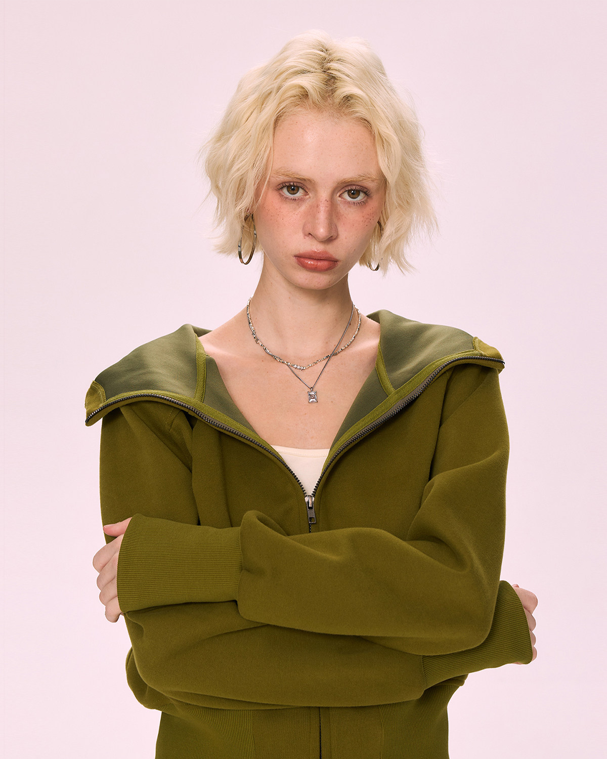 Cropped Green Zip-Up Hoodie - Slim-Fit Long-Sleeve Jacket