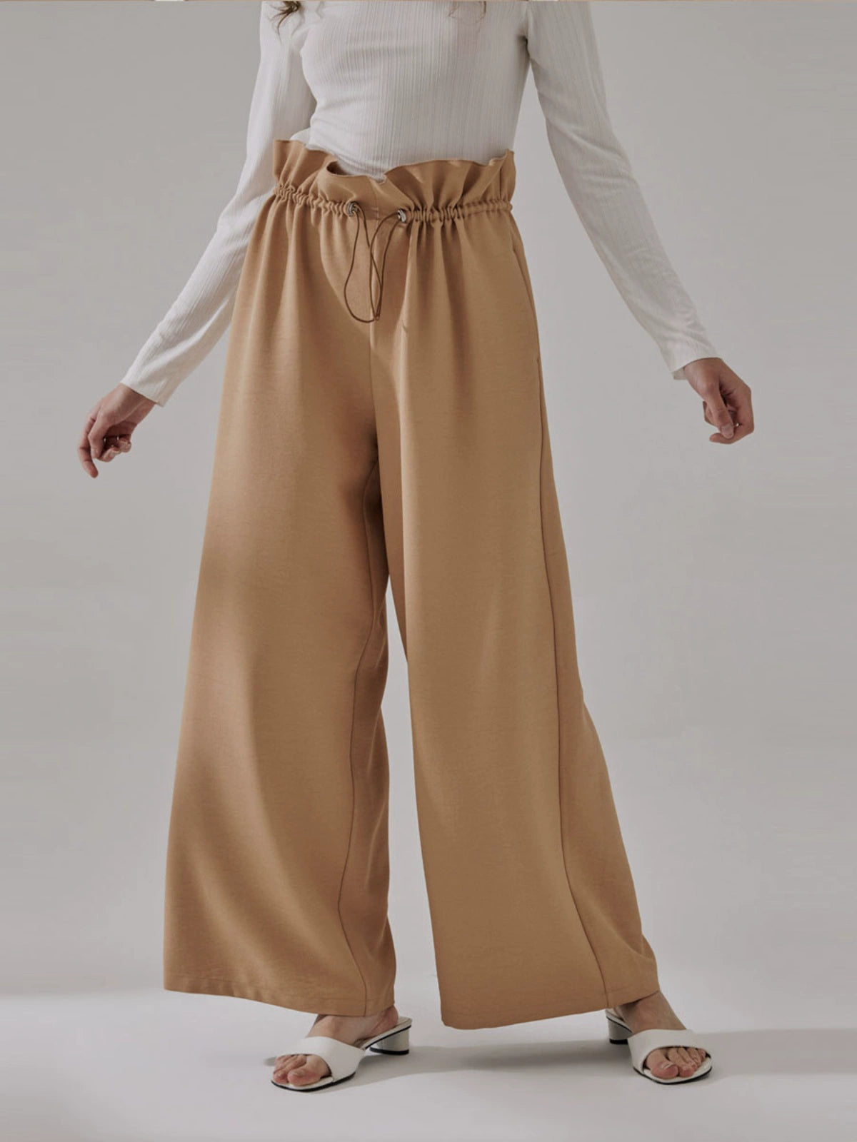 Ruffle Wide-Leg Trouser